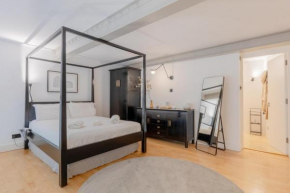 Chic 1BD Maisonette wHot Tub King's Cross!